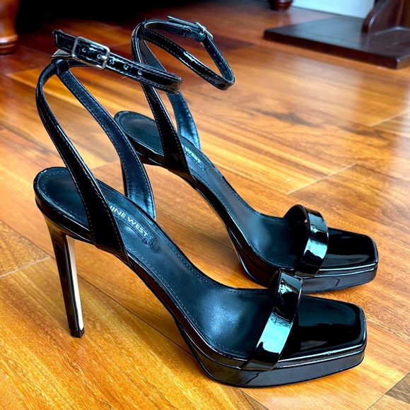 NWOT Nine West heels - Picture 1 of 8